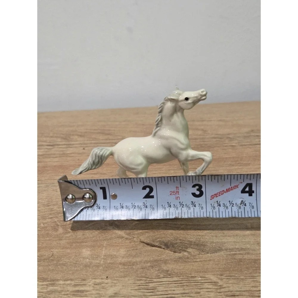 Vintage Hagen Renaker Miniature Horse Figurine Porcelain White Arabian 3''